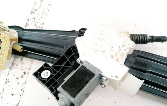 BMW 5 F10 F11 Rear door window regulator motor 942888100