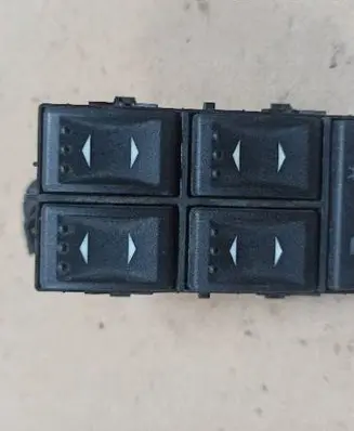 Ford Mondeo Mk III Electric window control switch 1S7T14A1132BD