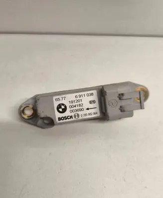 BMW X5 E53 Airbag deployment crash/impact sensor 6911038 191201 0285002064