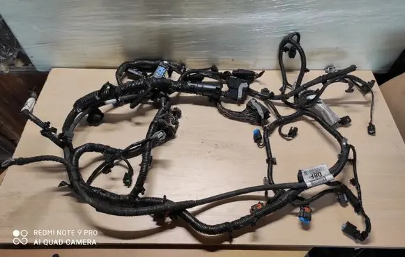 Ford Focus Engine installation wiring loom F1FT12A690