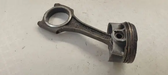 Audi Q7 4M Piston with connecting rod 06M100J R6MK