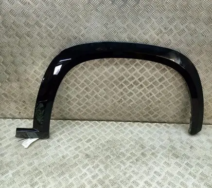 BMW XM Fender end trim 9450914