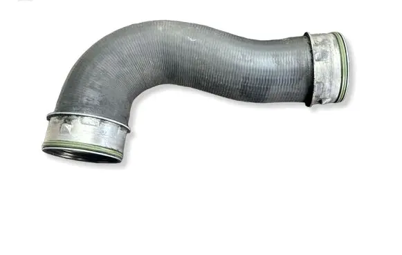 Volkswagen PASSAT B6 Intercooler hose/pipe S20112B