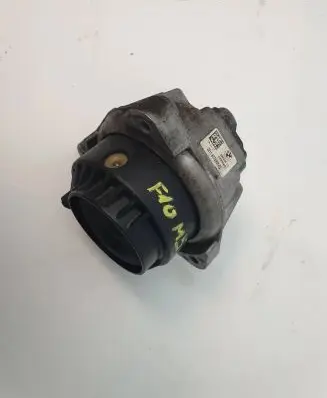 BMW M5 Engine mount bracket 6775905 68623513