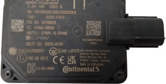 Toyota C-HR I Distronic sensor radar 882B1F4010 2023LJ0194 076041902496