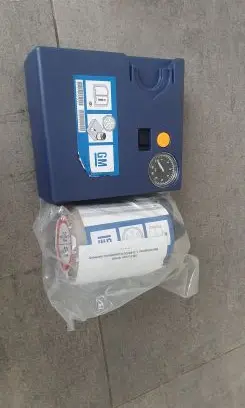 Opel Zafira B Tire air pump compressor 3312310