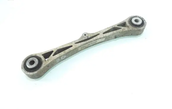 Rear control arm