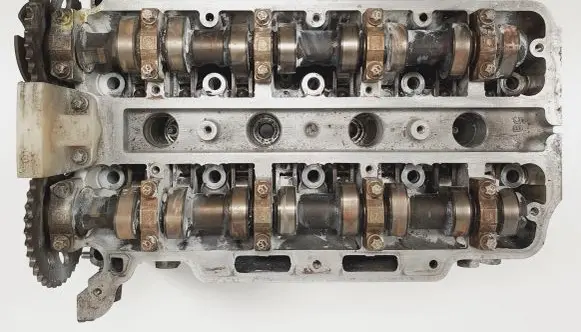 Opel Astra J Engine head 55568426