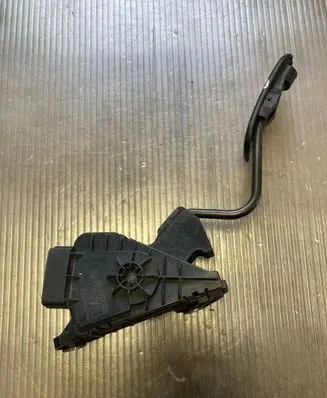 Lexus RX 330 - 350 - 400H Accelerator throttle pedal 7812048070 1988003040 09G160421B4