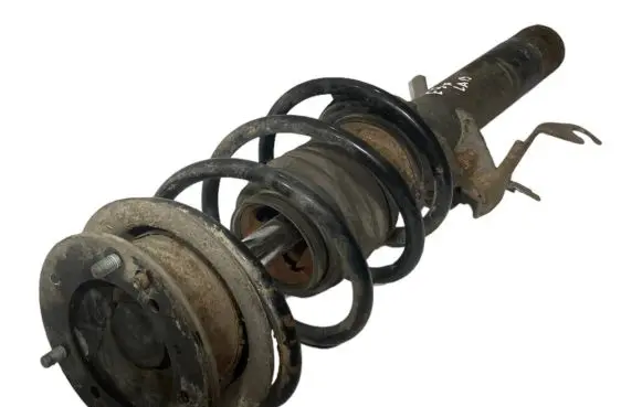 BMW 3 E90 E91 Front shock absorber with coil spring 6772922 31316772922