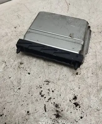 Volvo S70 V70 V70 XC Engine control unit/module 0281001776 09496667