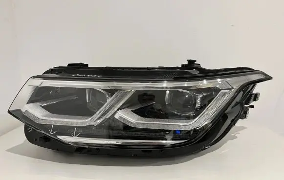 Volkswagen Tiguan Headlight/headlamp 5NN941081H