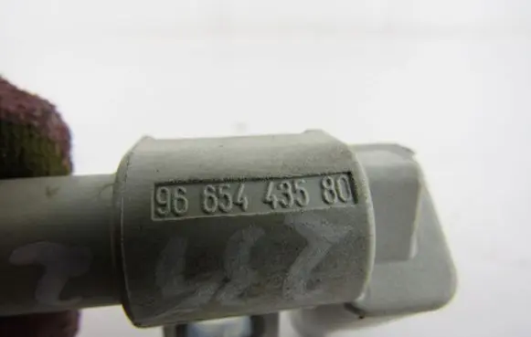 Ford C-MAX II Crankshaft position sensor 9665443580