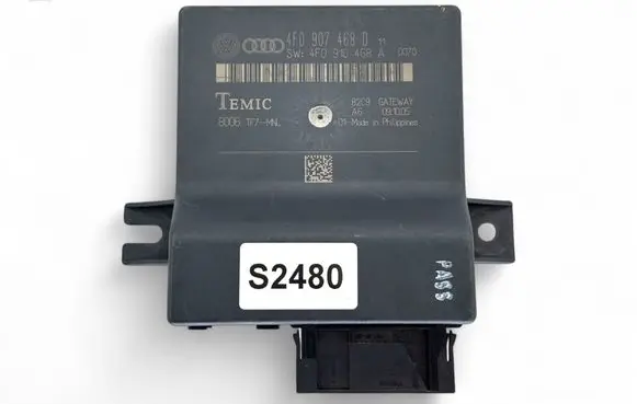 Audi A6 S6 C6 4F Gateway control module 4F0907468D 4F0910468A