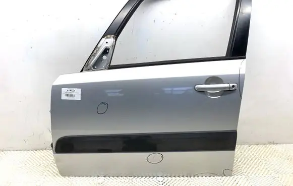 Suzuki SX4 Front door 