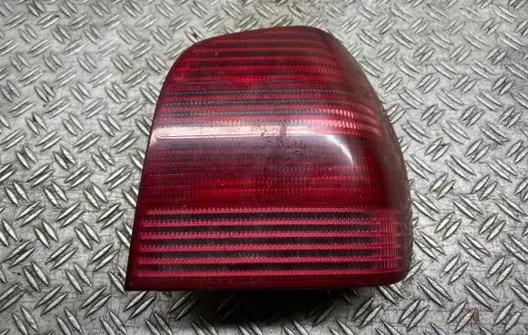 Volkswagen Polo III 6N 6N2 6NF Rear/tail lights 964080