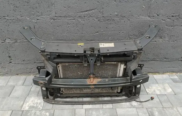 Volkswagen Touran II Radiator support slam panel 