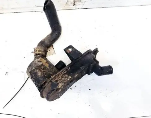Ford Focus Breather/breather pipe/hose XS4Q6A785AB