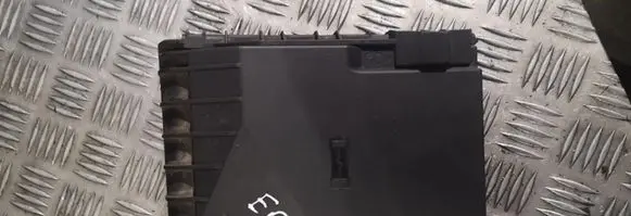 Volkswagen Eos Fuse box cover 1k0937132f