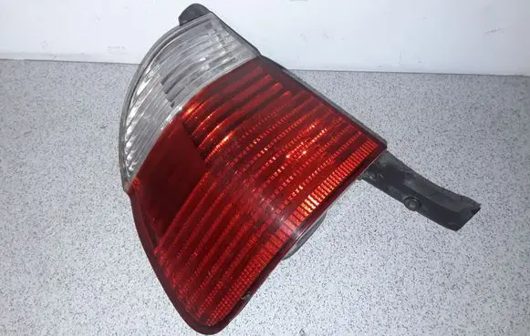 BMW 5 E39 Rear/tail lights 6902531