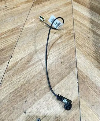 Mercedes-Benz ML W164 AUX in-socket connector A1645406507 15480414 2548205