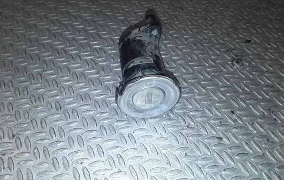 Fiat Ducato Front door lock (next to the handle)