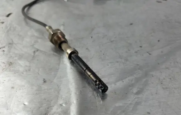 Exhaust gas temperature sensor