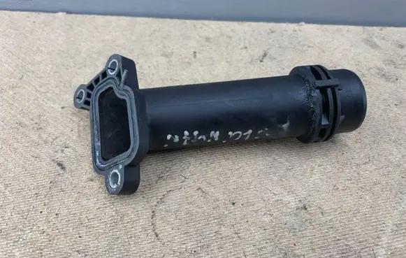 BMW X6 F16 Engine coolant pipe/hose 7810707 11127810707