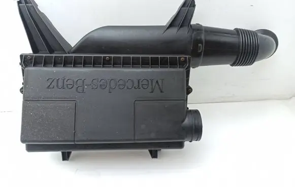 Mercedes-Benz Vito Viano W639 Air filter box A0000901651 A6395282506