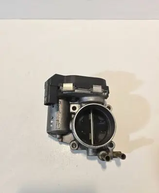 Volkswagen Jetta VI Throttle valve 06G133062J A2C53405184 3007111224