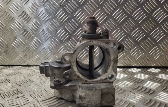 Toyota Corolla Verso E121 Throttle valve