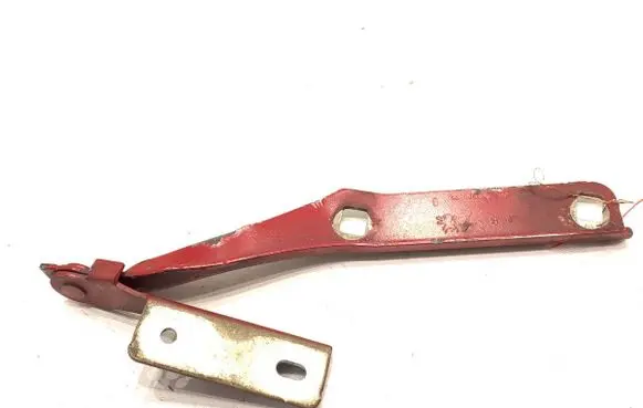Engine bonnet/hood hinges