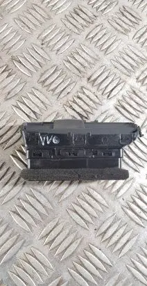 Volvo V60 Dash center air vent grill 31469598