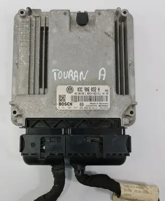 Volkswagen Touran I Engine control unit/module 03C906032H