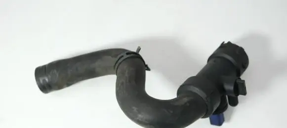 Audi A6 S6 C5 4B Engine coolant pipe/hose 4B0121049D