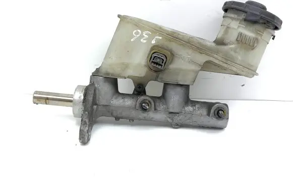 Honda Accord Master brake cylinder