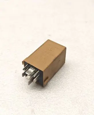 BMW X5 E53 Window control relay 61368384505 23141B3001 V23141B3001X15