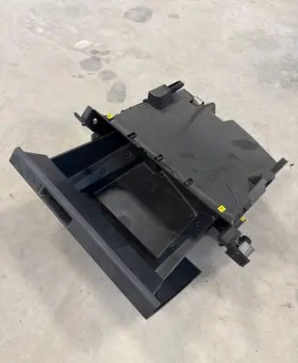Nissan NV400 Glove box 685003438R 685002697R
