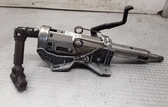 Steering wheel axle set