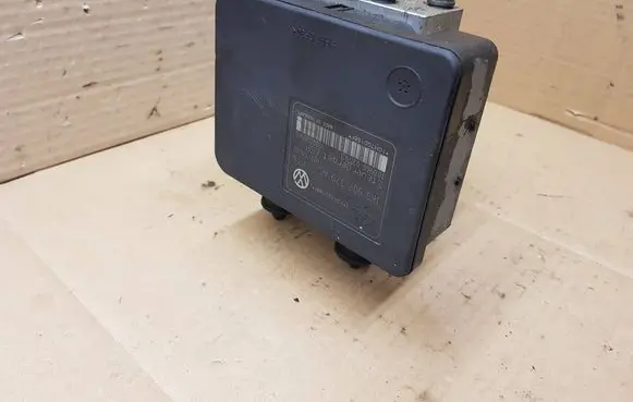 Volkswagen Eos ABS Pump 1K0907379AC 1K0614517AE 00005305H0