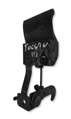 Hyundai Tucson TL Engine bonnet/hood lock/latch loop/hook 