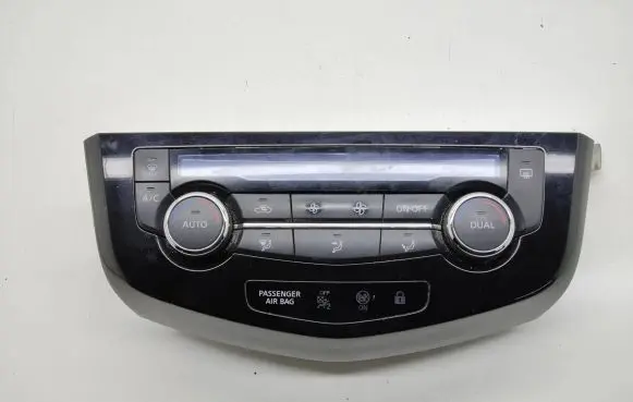 Nissan Qashqai Climate control unit 275004ea0a