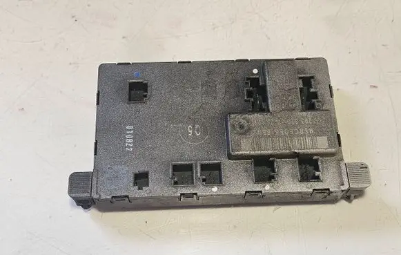Mercedes-Benz C W203 Door control unit/module 2038205626
