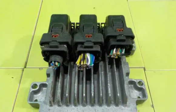 Volkswagen Golf IV Engine control unit/module 12659377 ZP2