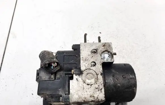Subaru Legacy ABS Pump 470086014174