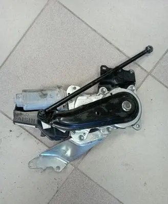 Toyota Sienna XL30 III Tailgate hydraulic pump motor 42710710040