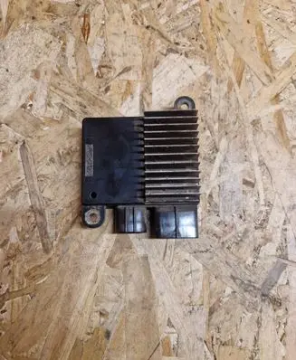 Coolant fan relay