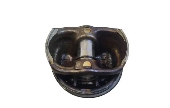 BMW 3 E90 E91 Piston 0000