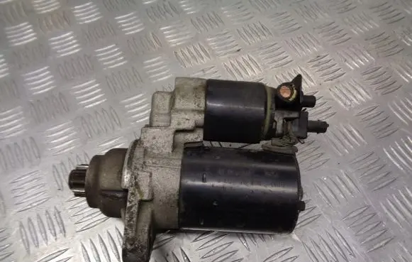 Skoda Fabia Mk1 (6Y) Starter motor 02T911023G