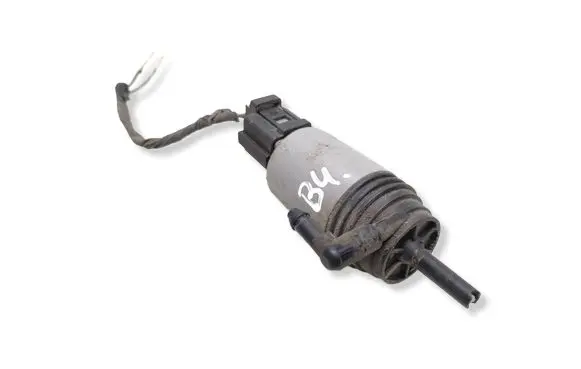 BMW 5 E60 E61 Windscreen/windshield washer pump 6934159 67126934159